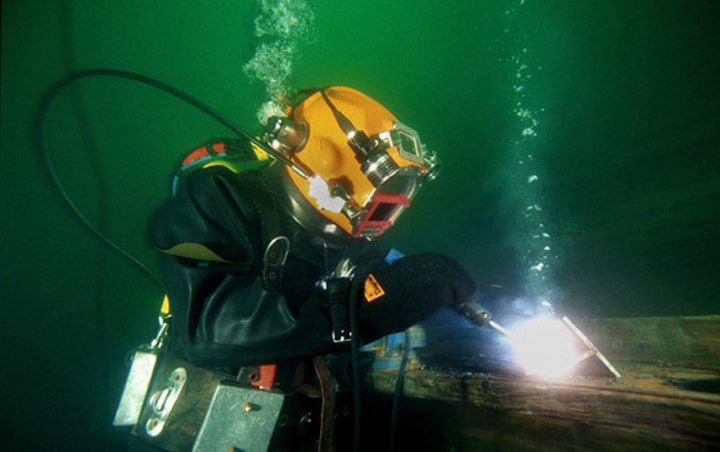 Commercial Diving icon